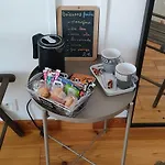 Les Lys Jolie Parentale Privative Deux Adultes Avec Sdd Pensión 3*