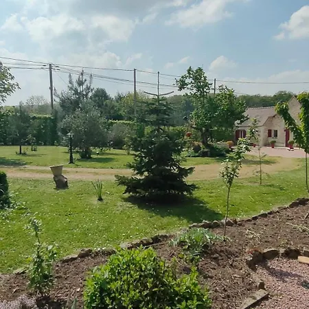 Les Lys Jolie Parentale Privative Deux Adultes Avec Sdd Penzion Pertheville-Ners