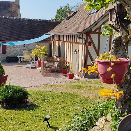 Les Lys Jolie Parentale Privative Deux Adultes Avec Sdd Pertheville-Ners