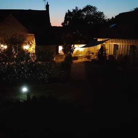 Les Lys Jolie Parentale Privative Deux Adultes Avec Sdd Pensjonat