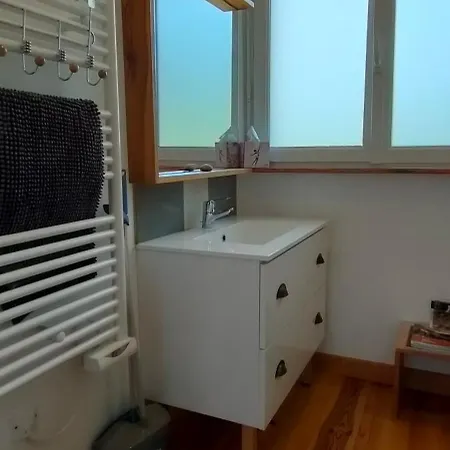 Les Lys Jolie Parentale Privative Deux Adultes Avec Sdd 3*