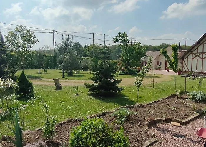 Les Lys Jolie Parentale Privative Deux Adultes Avec Sdd Maison d'hôtes Pertheville-Ners