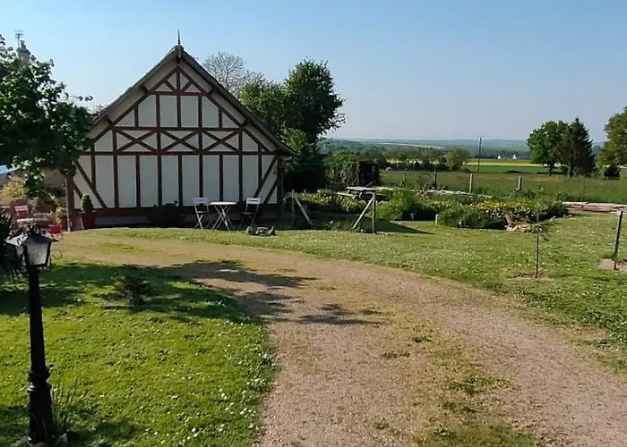 Les Lys Jolie Parentale Privative Deux Adultes Avec Sdd Maison d'hôtes